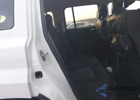 2016 Jeep Patriot Sport z USA, uszkodzony, nr VIN 1C4NJPBA6GD569326